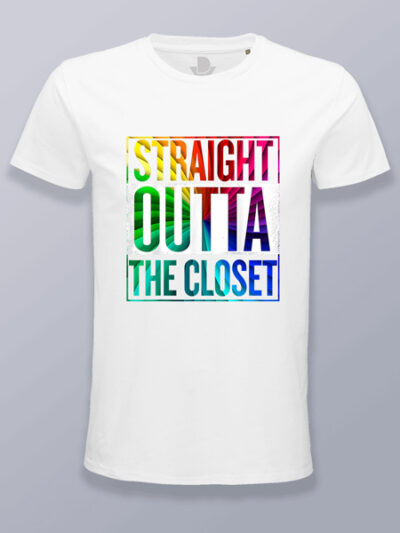 Camiseta hombre letras salir del armario